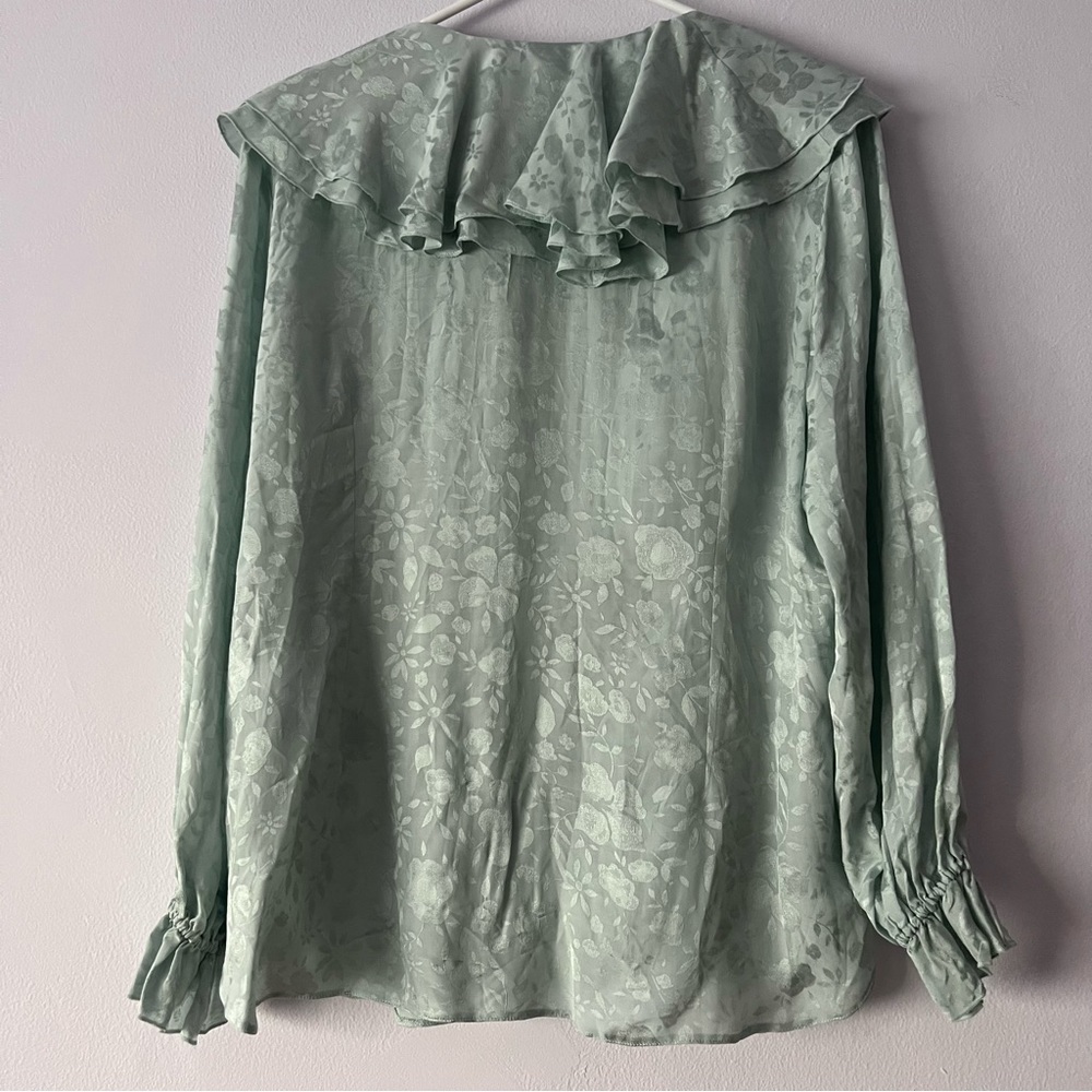 ALEXA CHUNG Ruffled Neck Floral Shirt In Blue - Picture 9 of 15